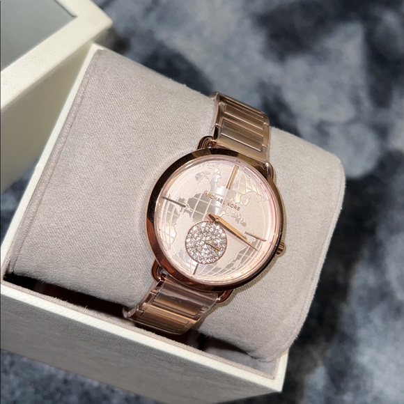 Michael kors watch - Picture 3 of 3